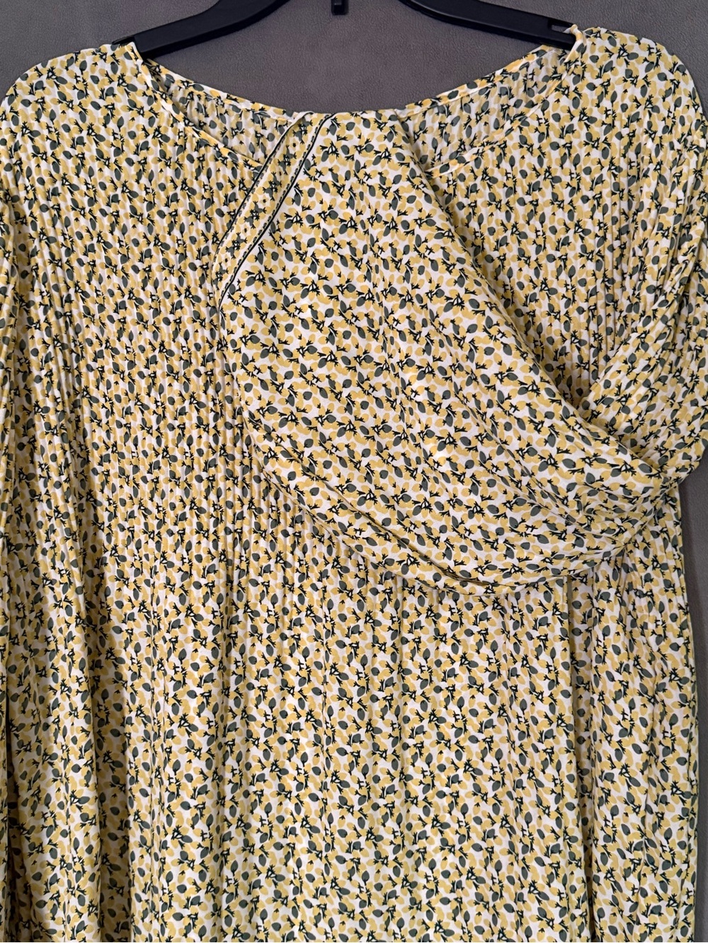 Max Studio Yellow Lemons Floral Smocked Tunic Top